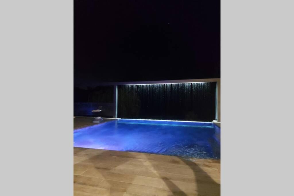 Un petit coin de Bali avec SPA et piscine privés Carpentras Esterno foto